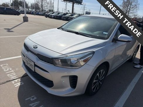 Certified 2020 Kia Rio LX image 2