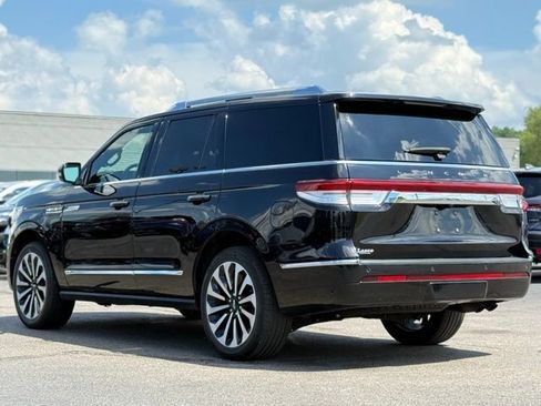 Used 2022 Lincoln Navigator Reserve image 51