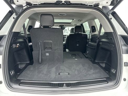 Used 2023 Jeep Grand Cherokee L Limited image 13