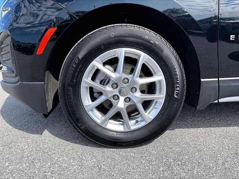 Used 2024 Chevrolet Equinox LS w/ LS Convenience Package FWD image 7