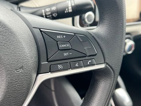 Used 2020 Nissan Versa SV image 20