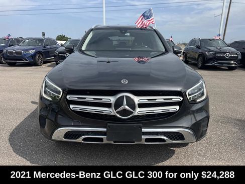 Used 2021 Mercedes-Benz GLC 300 image 2