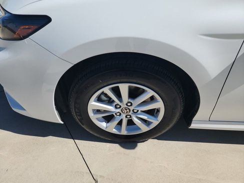 Certified 2025 Toyota Camry LE image 5