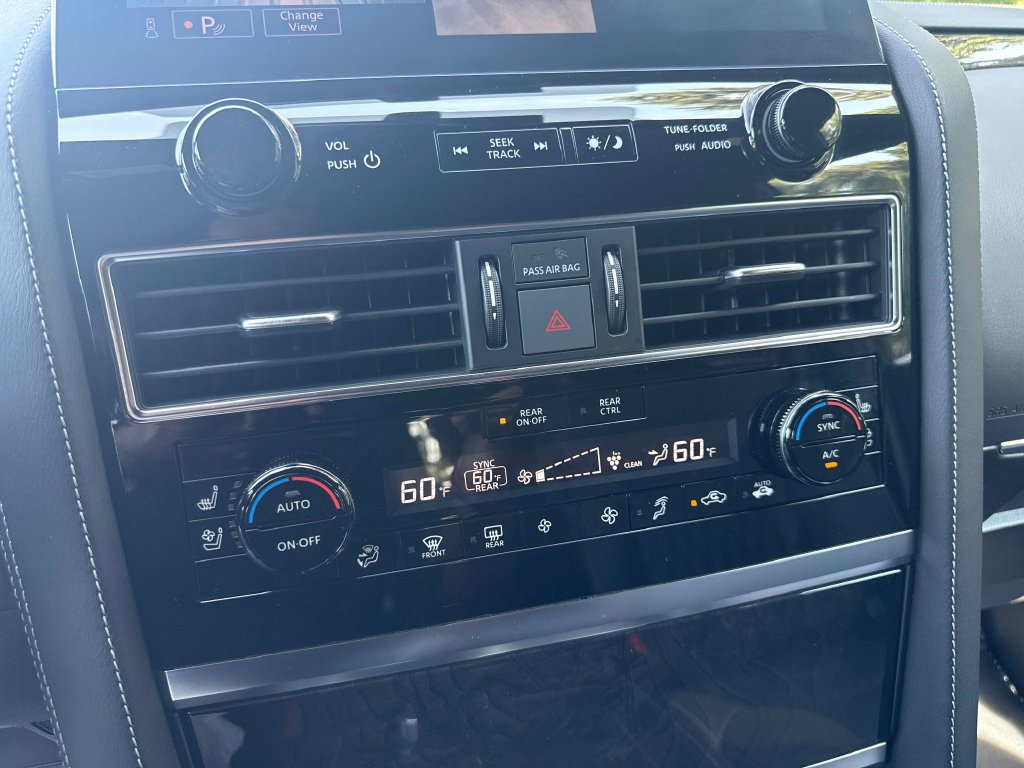 Used 2022 INFINITI QX80 Sensory w/ All-Season Package AWD/4WD image 23