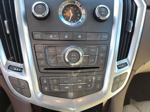 Used 2011 Cadillac SRX Luxury AWD/4WD image 14