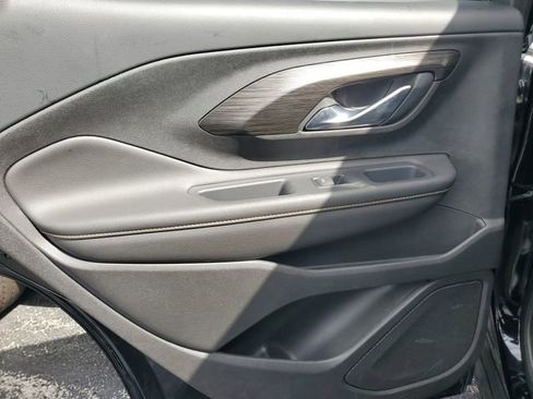 Used 2019 GMC Terrain SLT w/ Black Edition image 21