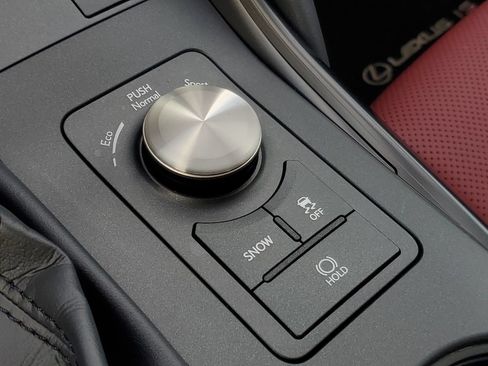 Used 2024 Lexus IS 350 F Sport RWD image 30