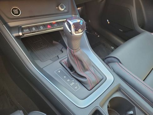 Certified 2025 Audi Q3 2.0T Premium Plus w/ Premium Plus Package image 30