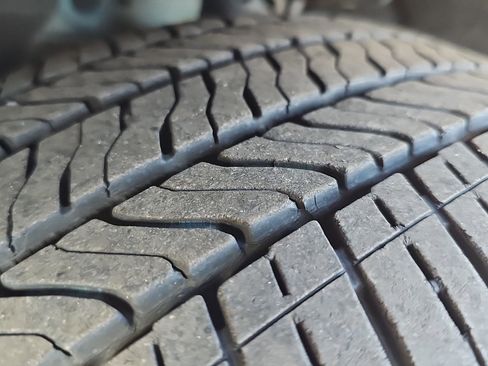 Used 2023 GMC Terrain SLE w/ Driver Convenience Package image 12