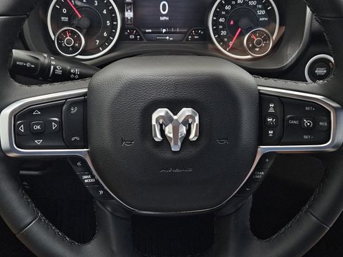 New 2026 RAM 1500 4x4 Crew Cab image 21