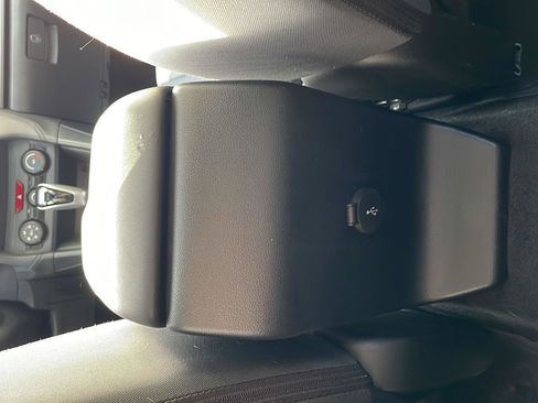 Used 2019 Subaru Crosstrek 2.0i Premium image 25