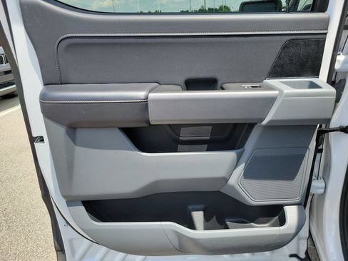 Used 2021 Ford F150 XLT w/ Equipment Group 302A High AWD/4WD image 16