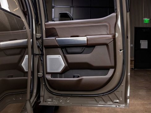 Used 2026 Ford F250 King Ranch w/ Chrome Package image 39