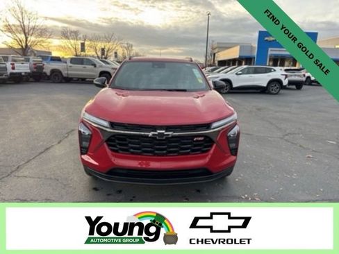 New 2026 Chevrolet Trax RS w/ Driver Confidence Package image 2