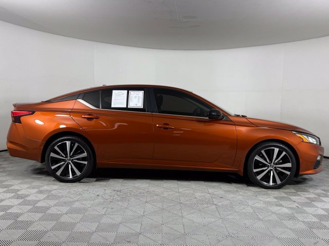 Used 2022 Nissan Altima 2.5 SR AWD/4WD image 9
