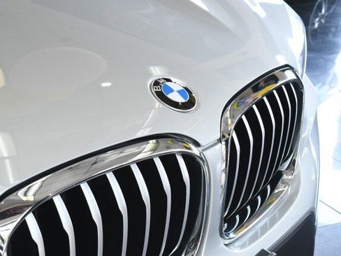 Used 2018 BMW X3 xDrive30i AWD/4WD image 6