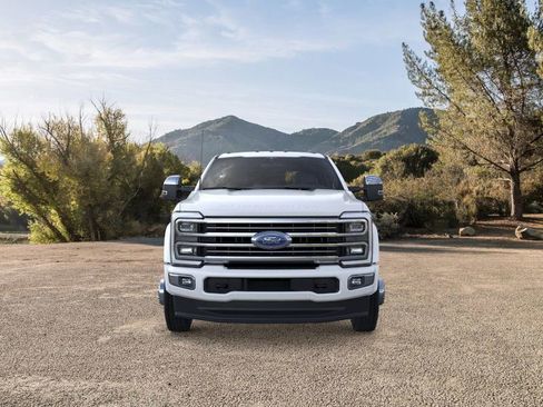 New 2025 Ford F450 Platinum w/ Platinum Plus Package image 6