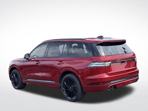 Certified 2025 Lincoln Aviator Reserve w/ Equipment Group 201A AWD/4WD image 9