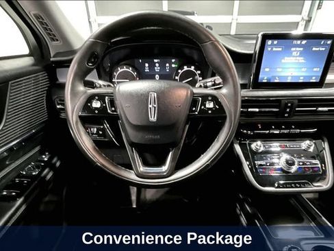 Used 2022 Lincoln Corsair AWD w/ Elements Package image 11