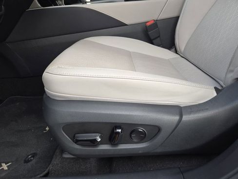 Certified 2025 Lexus RX 350 FWD image 24