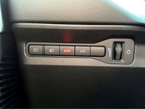 Used 2025 Dodge Charger R/T w/ Sun & Sound Package image 14