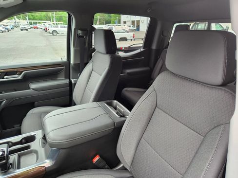 New 2026 Chevrolet Silverado 1500 RST AWD/4WD image 13