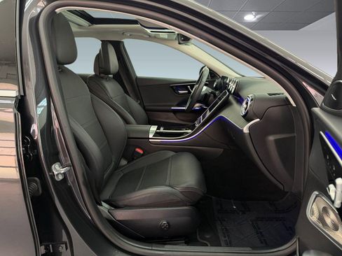 Used 2023 Mercedes-Benz C 300 Sedan image 23