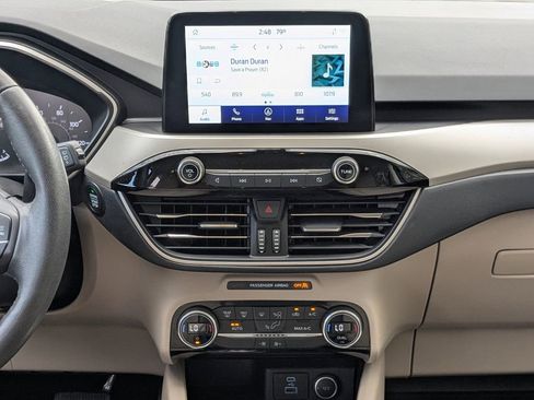 Used 2021 Ford Escape SE w/ Convenience Package image 18