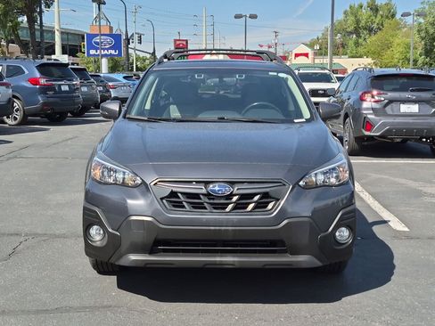 Used 2022 Subaru Crosstrek 2.5i Sport w/ Moonroof Package AWD/4WD image 9