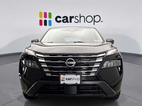 Used 2024 Nissan Rogue S AWD/4WD image 8