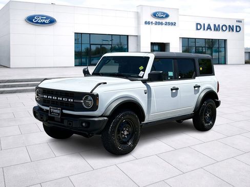 New 2026 Ford Bronco Big Bend w/ Black Diamond Package AWD/4WD image 1