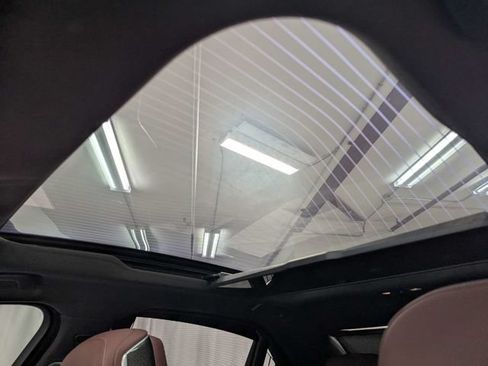 Used 2023 BMW 740i RWD image 14