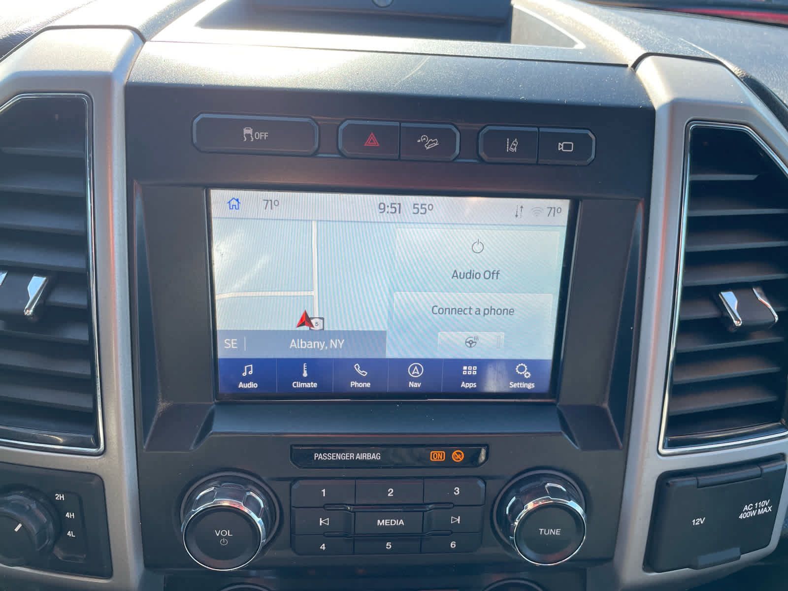 Used 2020 Ford F350 Lariat w/ Chrome Package AWD/4WD image 3