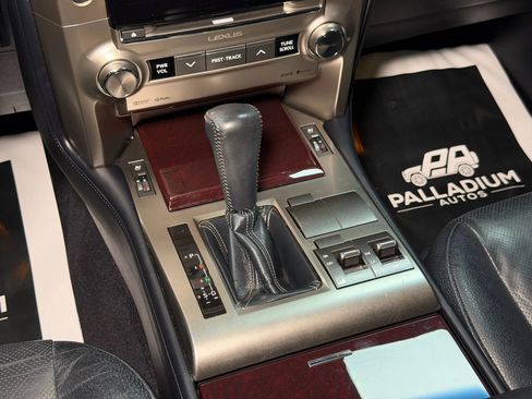 Used 2014 Lexus GX 460 w/ Premium Package image 31