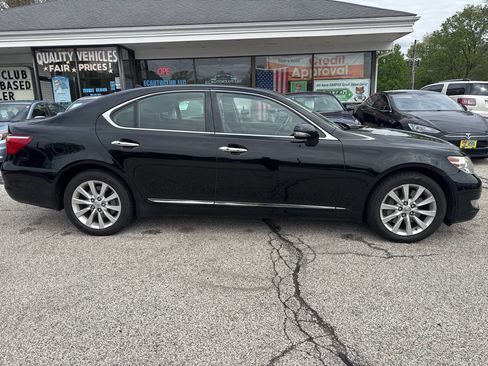 Used 2011 Lexus LS 460 AWD w/ Comfort Pkg image 5
