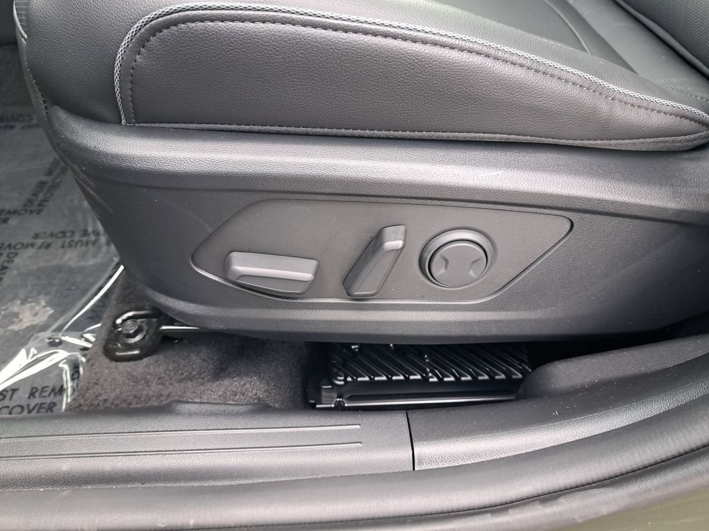 New 2026 Hyundai Tucson Limited AWD/4WD image 37