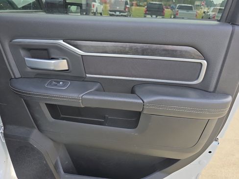 Used 2024 RAM 2500 Big Horn image 17