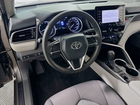 Used 2022 Toyota Camry LE AWD/4WD image 21