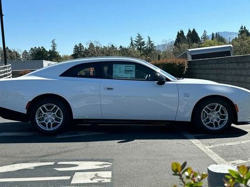 New 2025 Dodge Charger Daytona R/T w/ Quick Order Package 25M R/T image 3