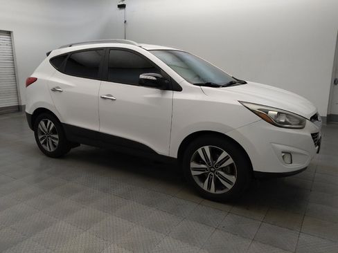 Used 2015 Hyundai Tucson Limited FWD image 11