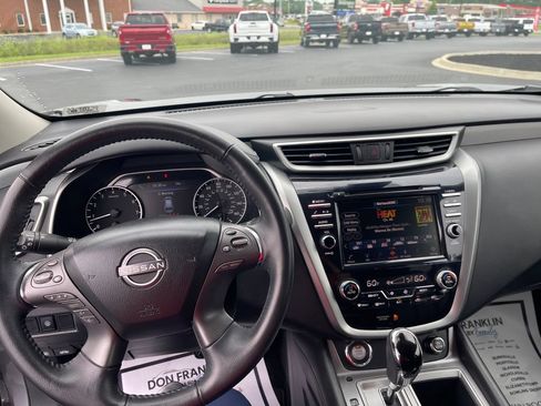 Used 2023 Nissan Murano SV AWD/4WD image 16