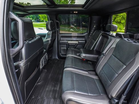 Used 2019 Ford F150 Raptor w/ Equipment Group 802A Luxury AWD/4WD image 43