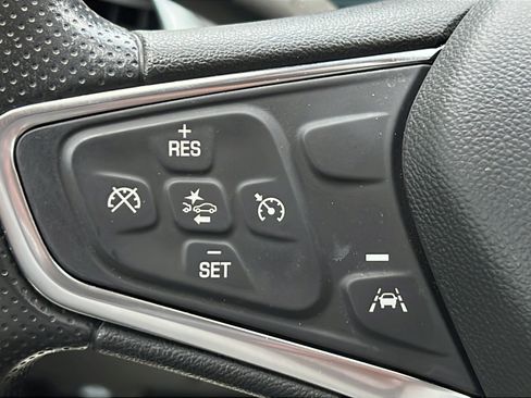 Used 2024 Chevrolet Malibu LT FWD image 18