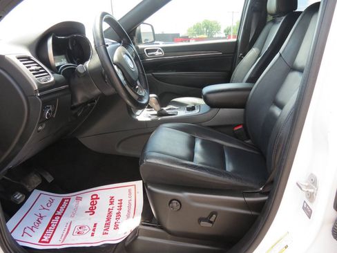 Used 2025 Dodge Durango GT AWD/4WD image 17