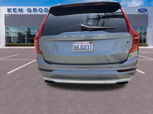 Used 2018 Volvo XC90 T6 Momentum w/ Convenience Package AWD/4WD image 4