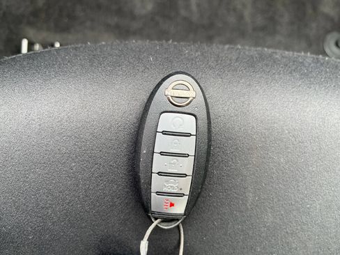 Used 2025 Nissan Altima 2.5 SV FWD image 20