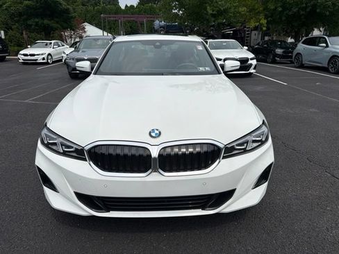 Used 2025 BMW 330i xDrive Sedan AWD/4WD image 4