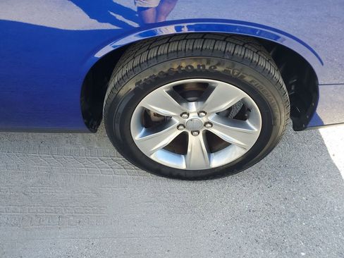 Used 2021 Dodge Challenger SXT image 19