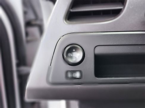 Used 2018 Chevrolet Corvette Stingray Coupe w/ 1LT image 15