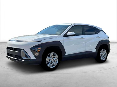 New 2026 Hyundai Kona SE FWD image 2